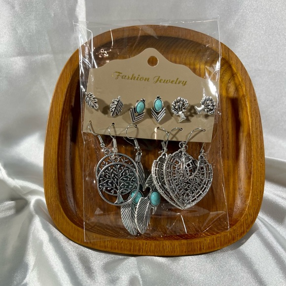 Southwestern Earrings Set - Picture 1 of 3